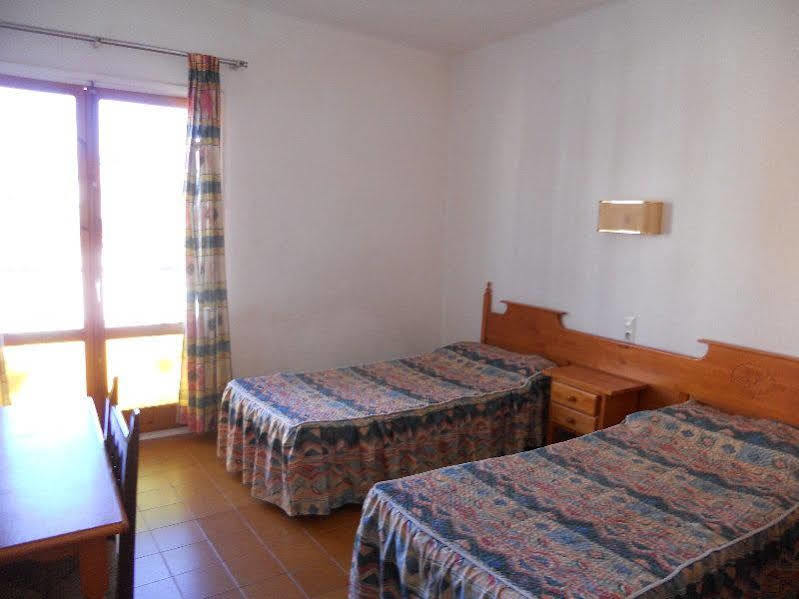 Hostal Juan Ramon Lloret de Mar Exterior foto